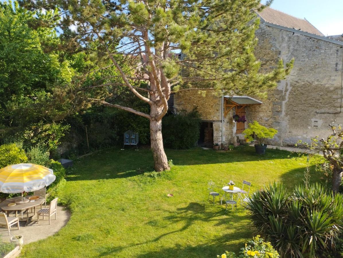 Le Refuge D'Athena Villa Chaussy  Exterior photo